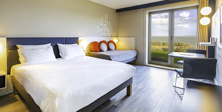 chambre hotel bretagne bord de mer